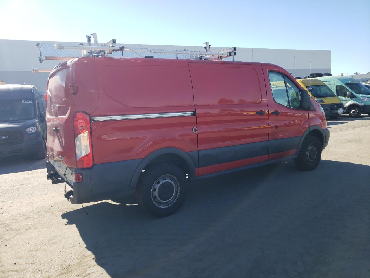 FORD TRANSIT T-250