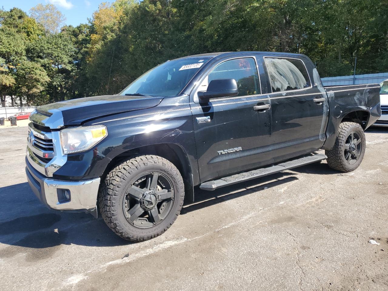 TOYOTA TUNDRA CREWMAX SR5
