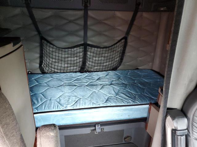 2013 FREIGHTLINER CASCADIA #3304666910