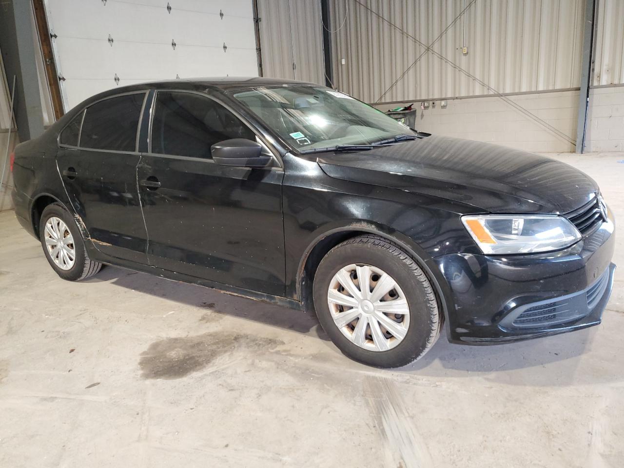 VOLKSWAGEN JETTA BASE