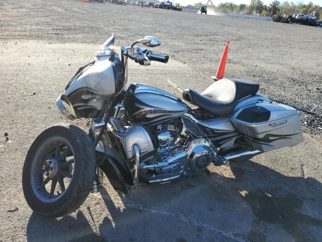 2015 HARLEY-DAVIDSON FLHXSE CVO - Other View