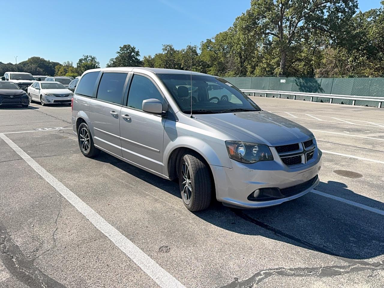 DODGE GRAND CARAVAN R/T
