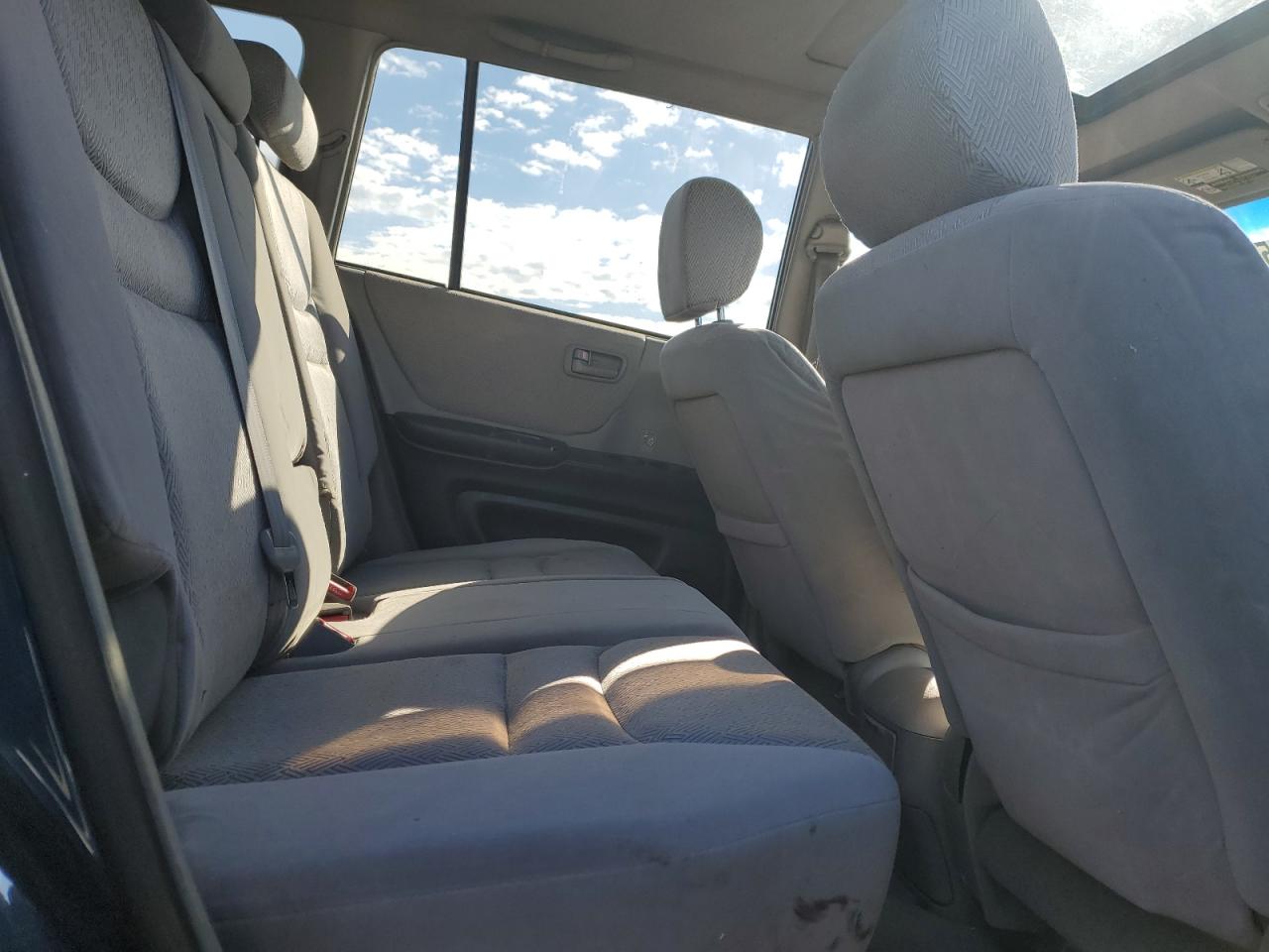 Lot #3290038272 2003 TOYOTA HIGHLANDER