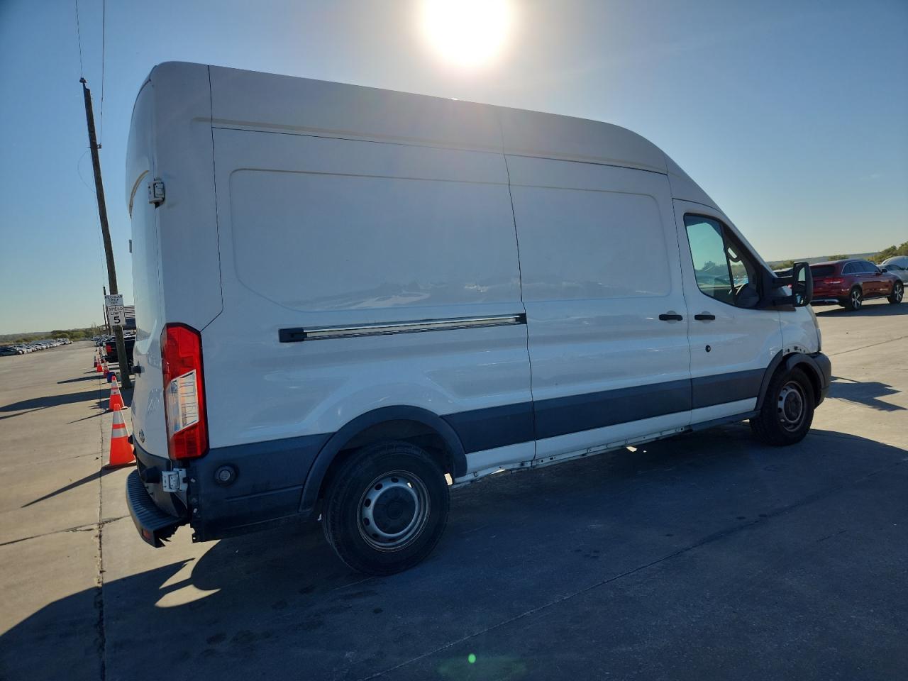 FORD TRANSIT T-250