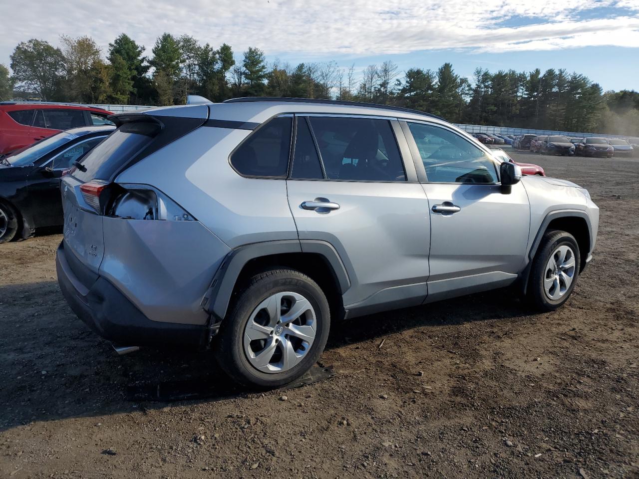 TOYOTA RAV4 LE
