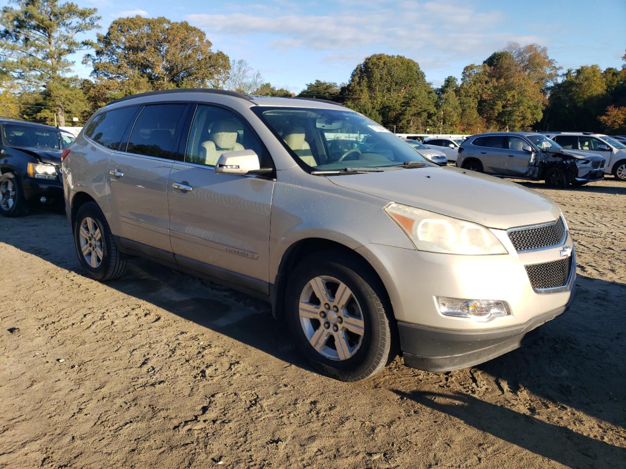 Lot #3284017824 2009 CHEVROLET TRAVERSE L