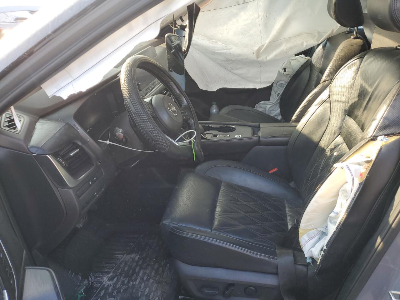 NISSAN ROGUE PLATINUM