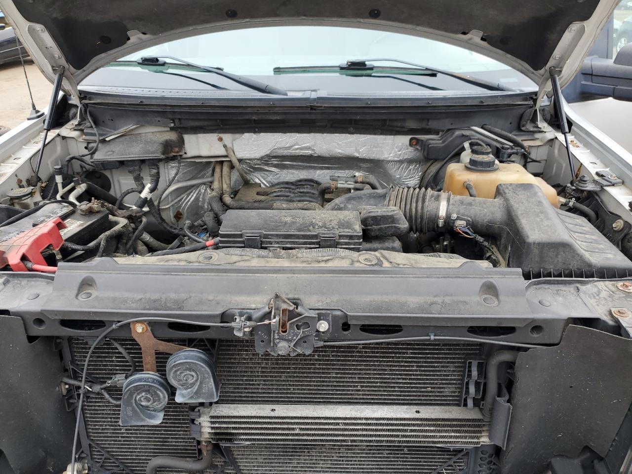 FORD F-150 SUPER CAB