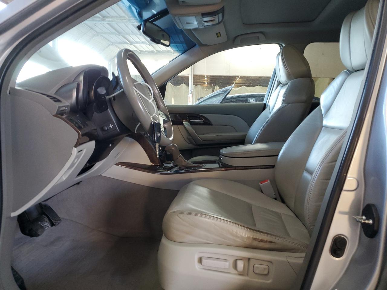 ACURA MDX TECHNOLOGY