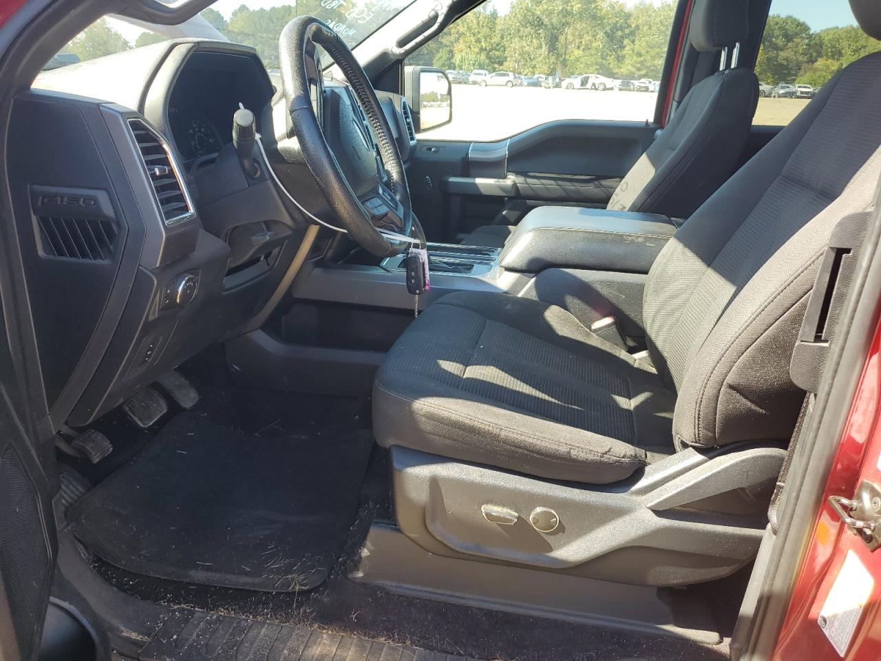 FORD F-150 SUPER CAB