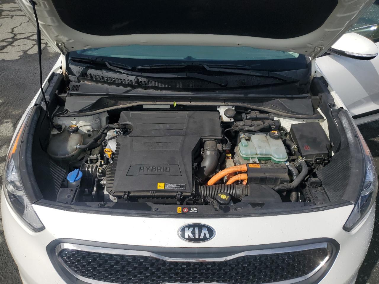 KIA NIRO EX