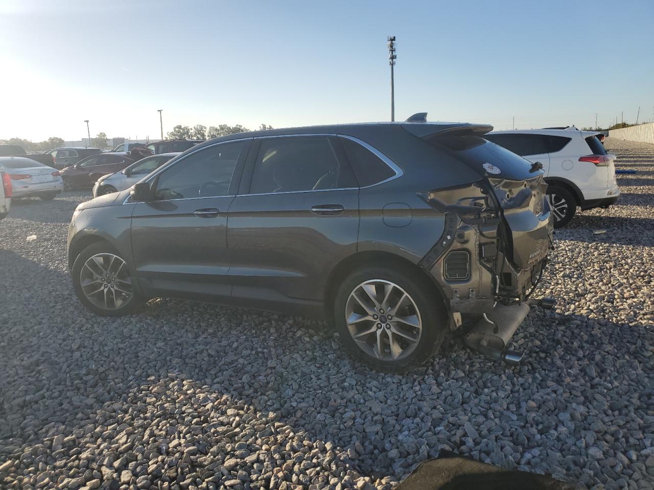 FORD EDGE TITANIUM