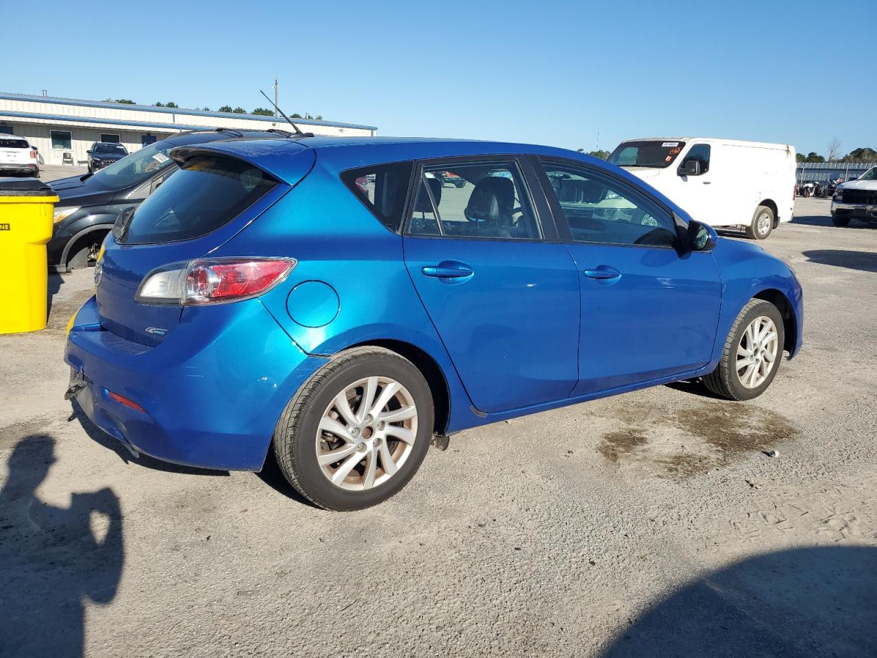 MAZDA 3 I