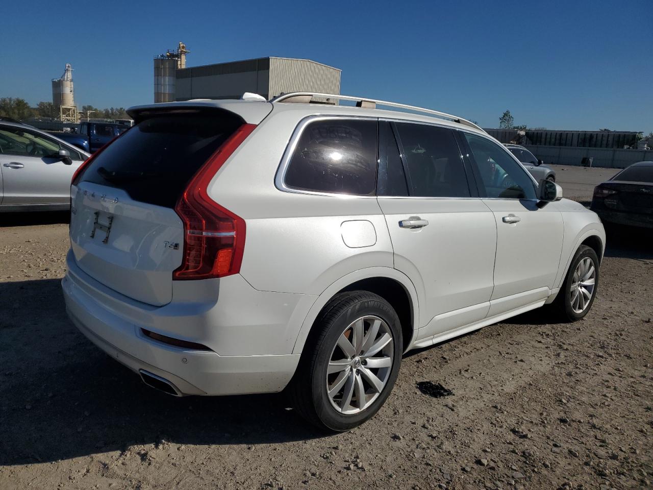 VOLVO XC90 T6