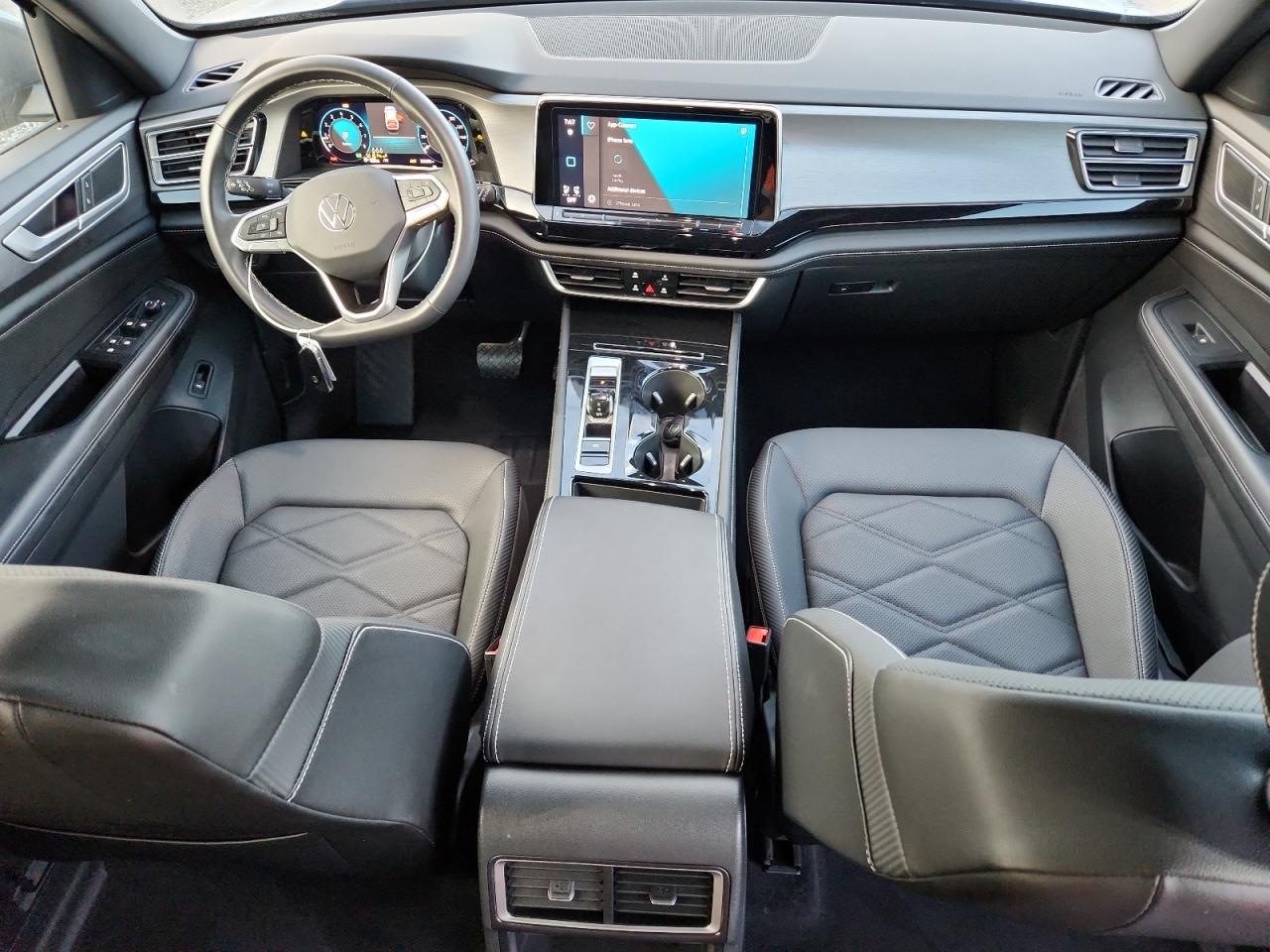 VOLKSWAGEN ATLAS CROSS SPORT SE