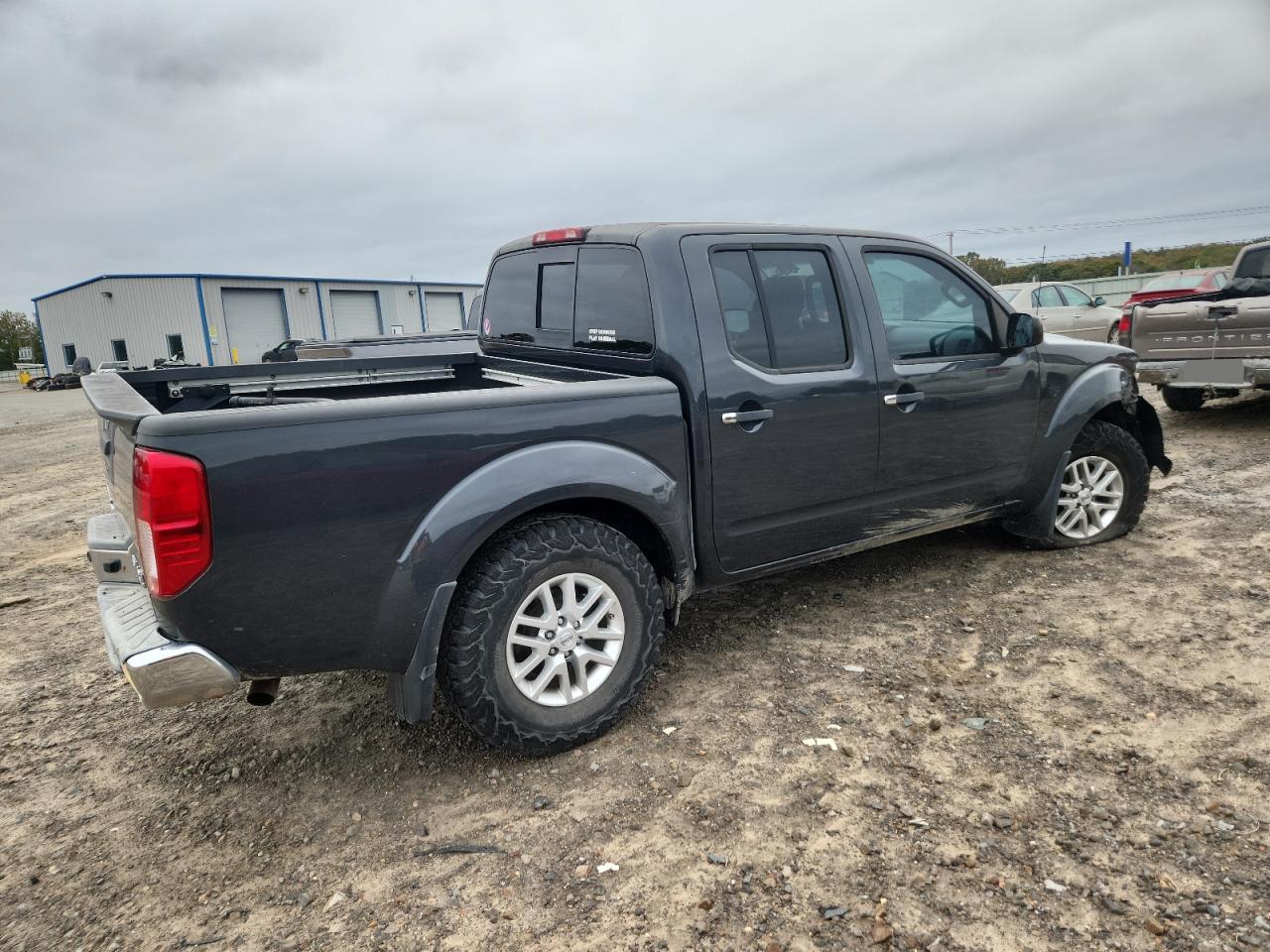 NISSAN FRONTIER S