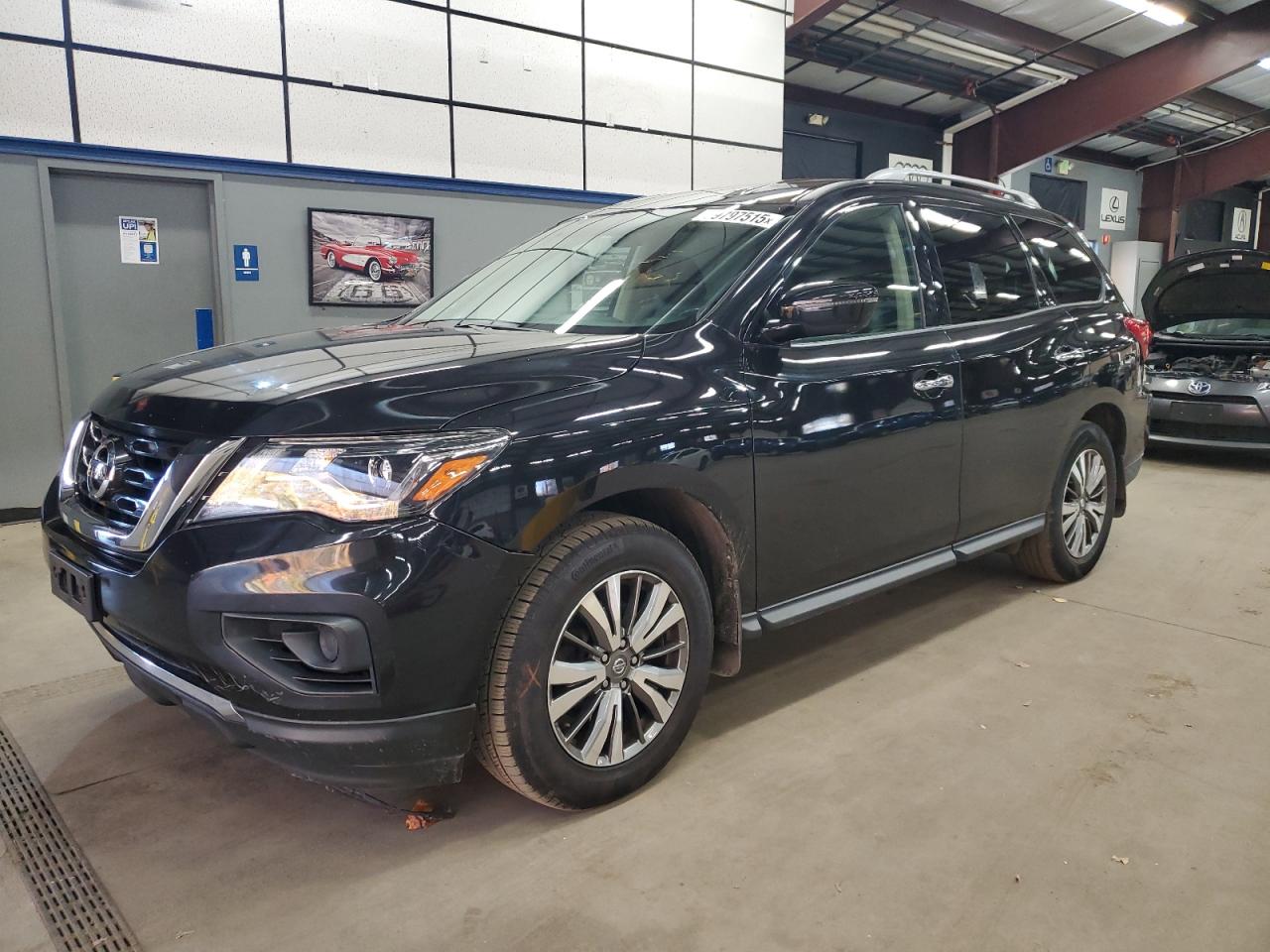 NISSAN PATHFINDER S