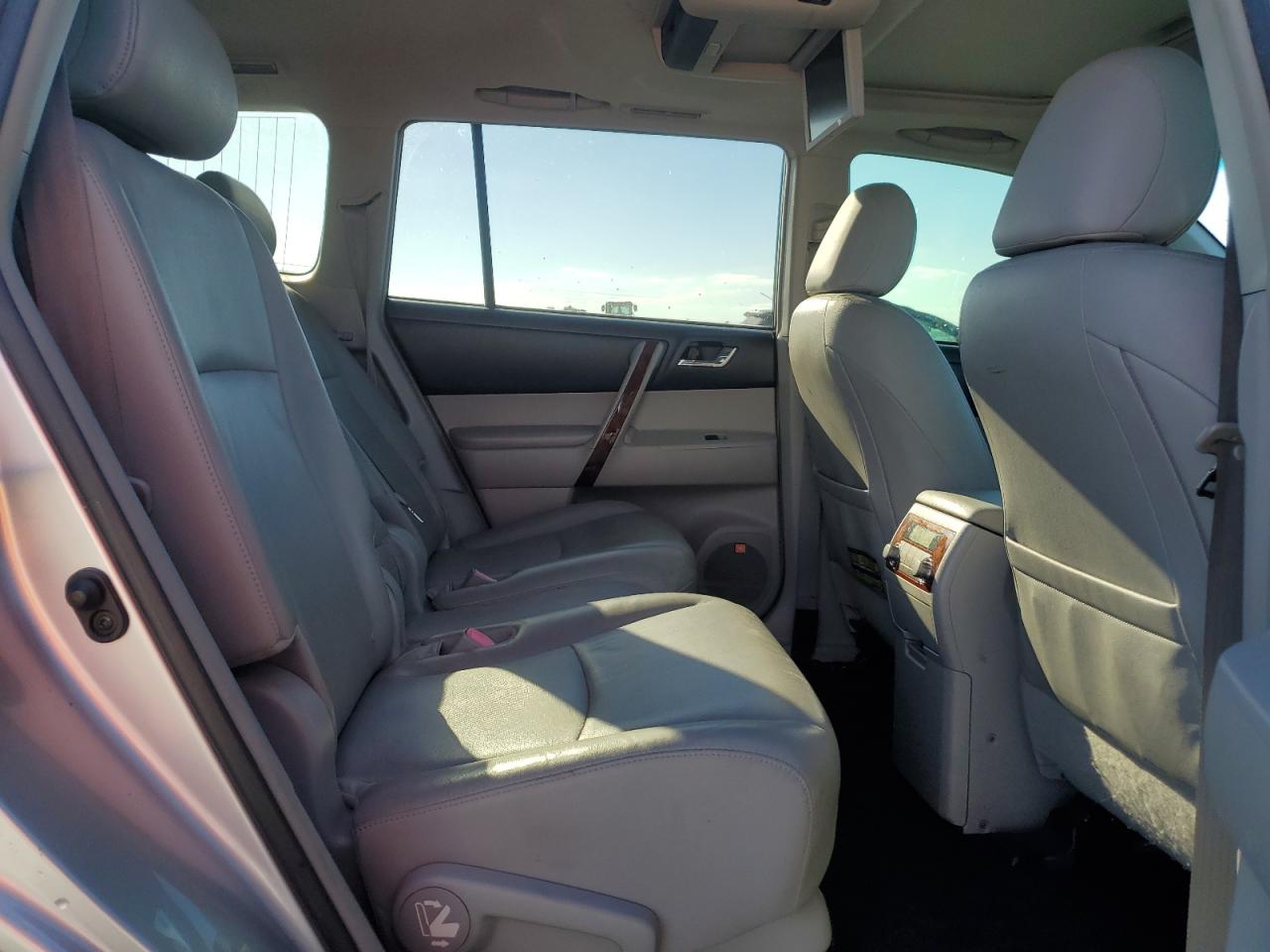 TOYOTA HIGHLANDER HYBRID LIMITED