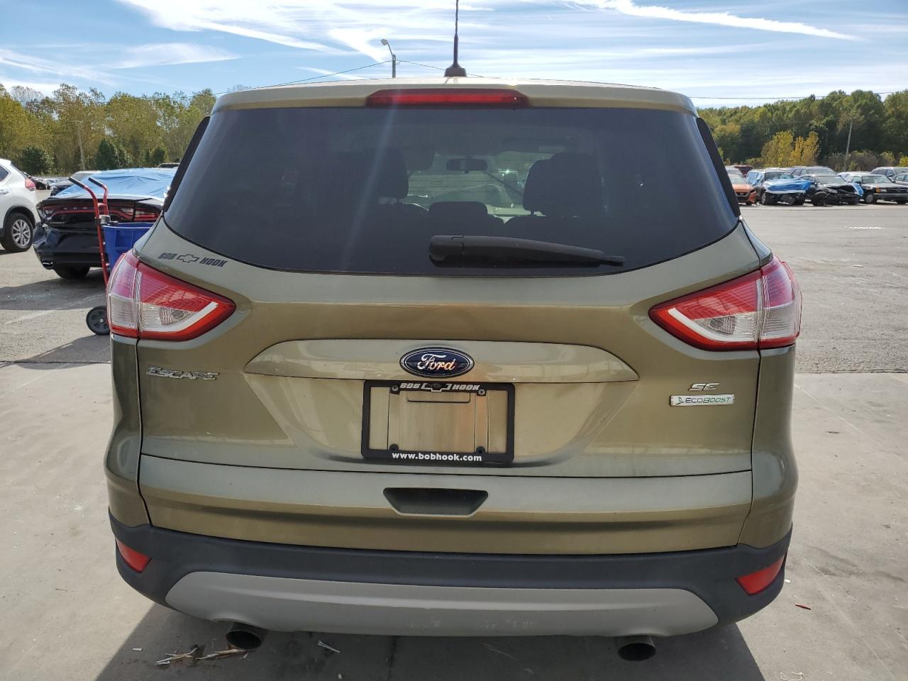 FORD ESCAPE SE