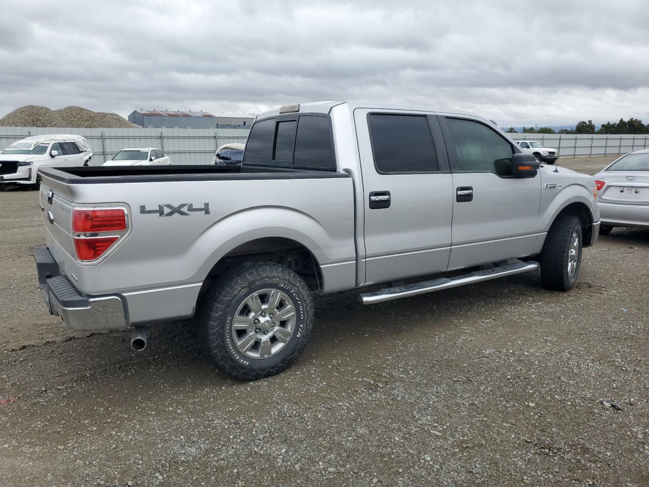 FORD F-150 SUPERCREW