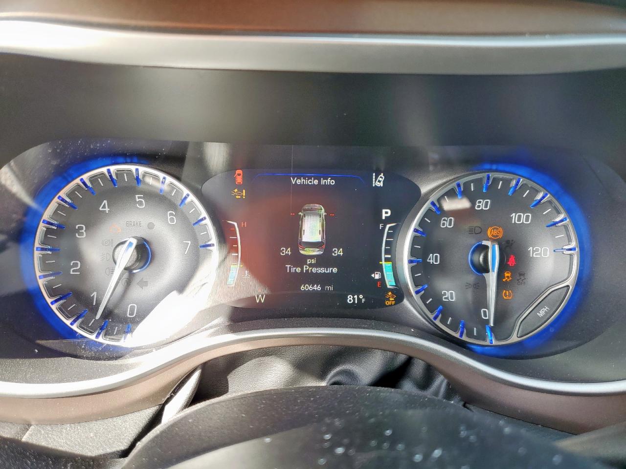 CHRYSLER PACIFICA TOURING L