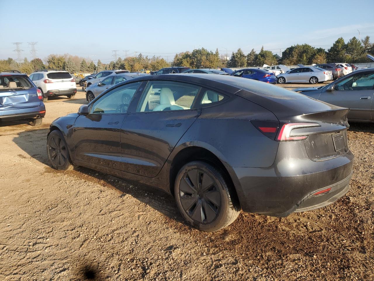 TESLA MODEL 3