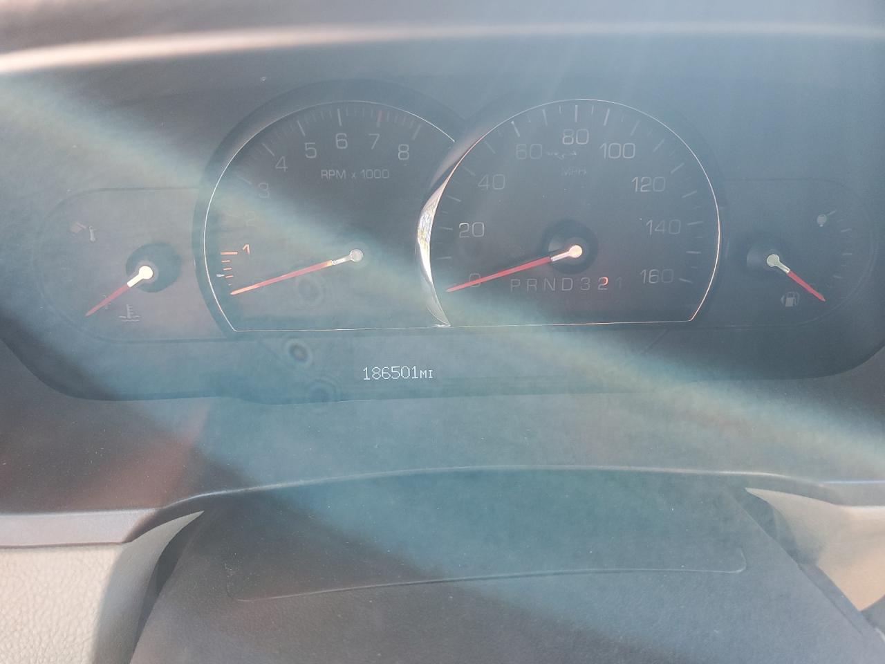 CADILLAC DTS LUXURY COLLECTION