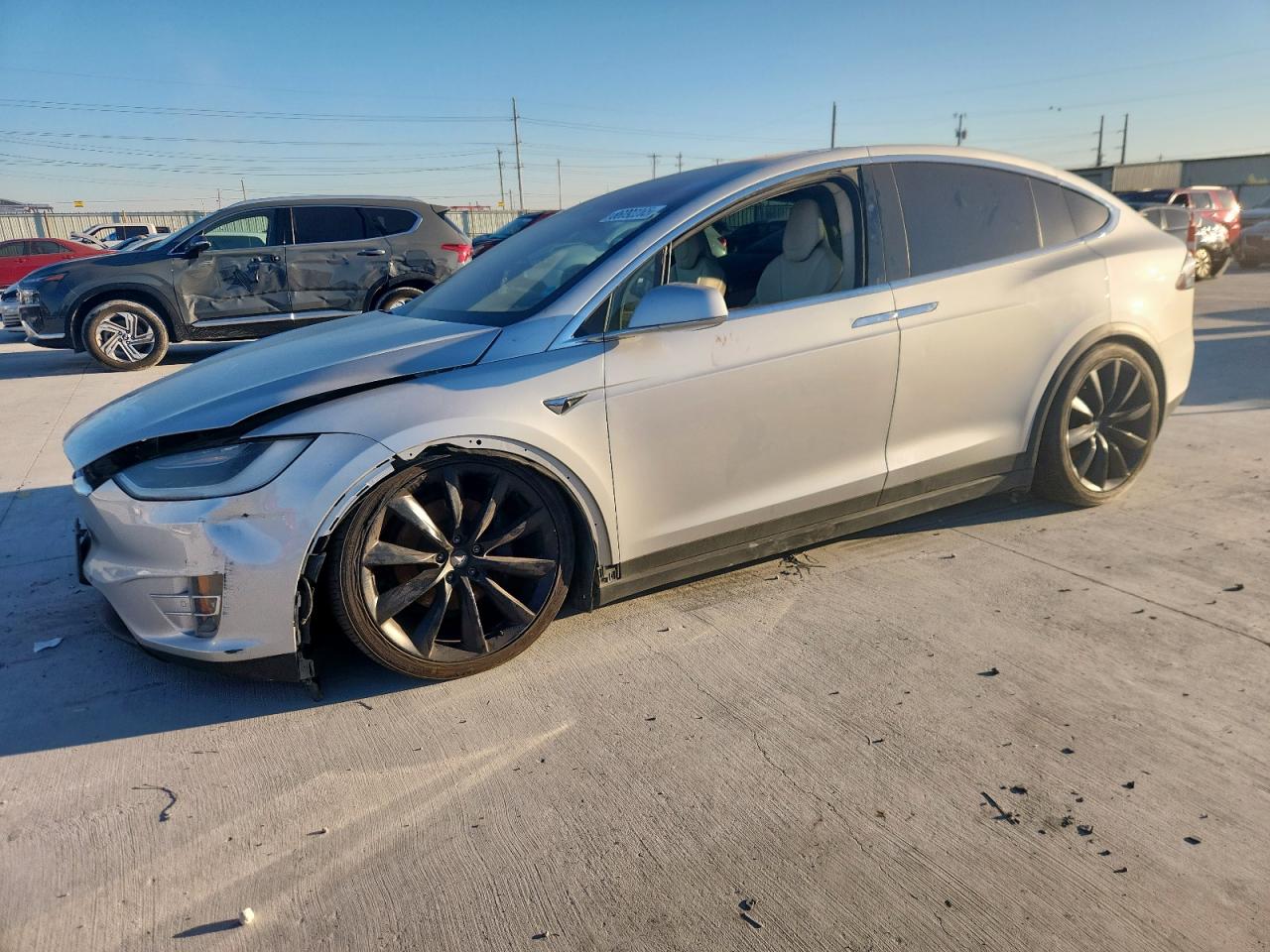 TESLA MODEL X