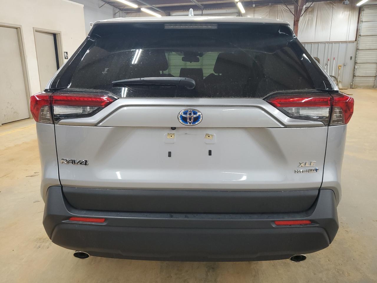 TOYOTA RAV4 XLE PREMIUM