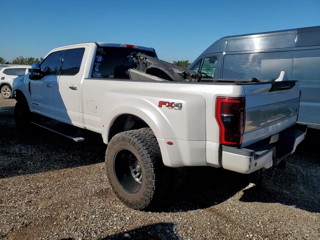 FORD F-350 SUPER DUTY