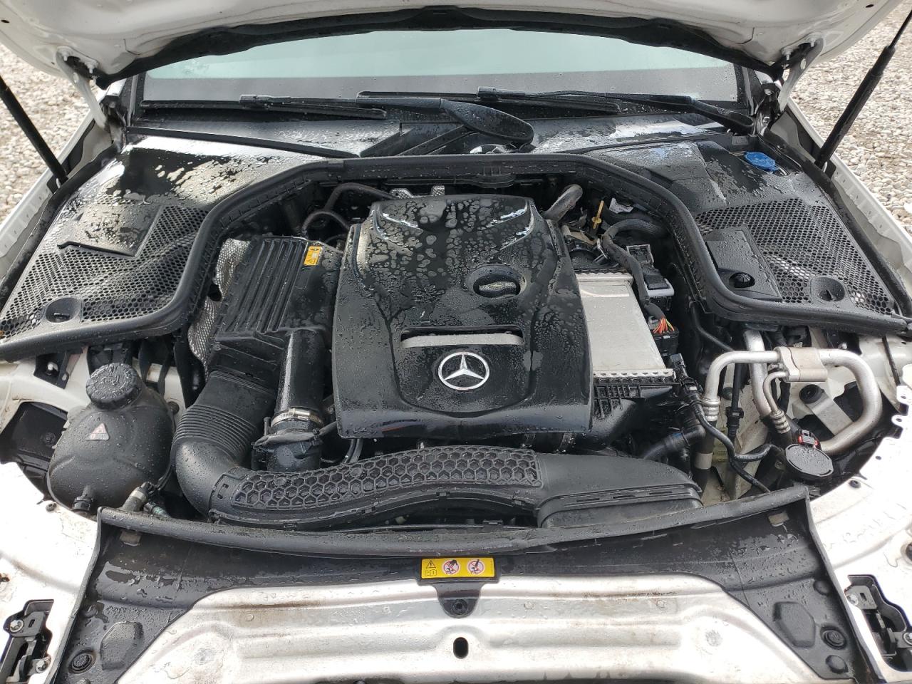 MERCEDES-BENZ C-CLASS 300