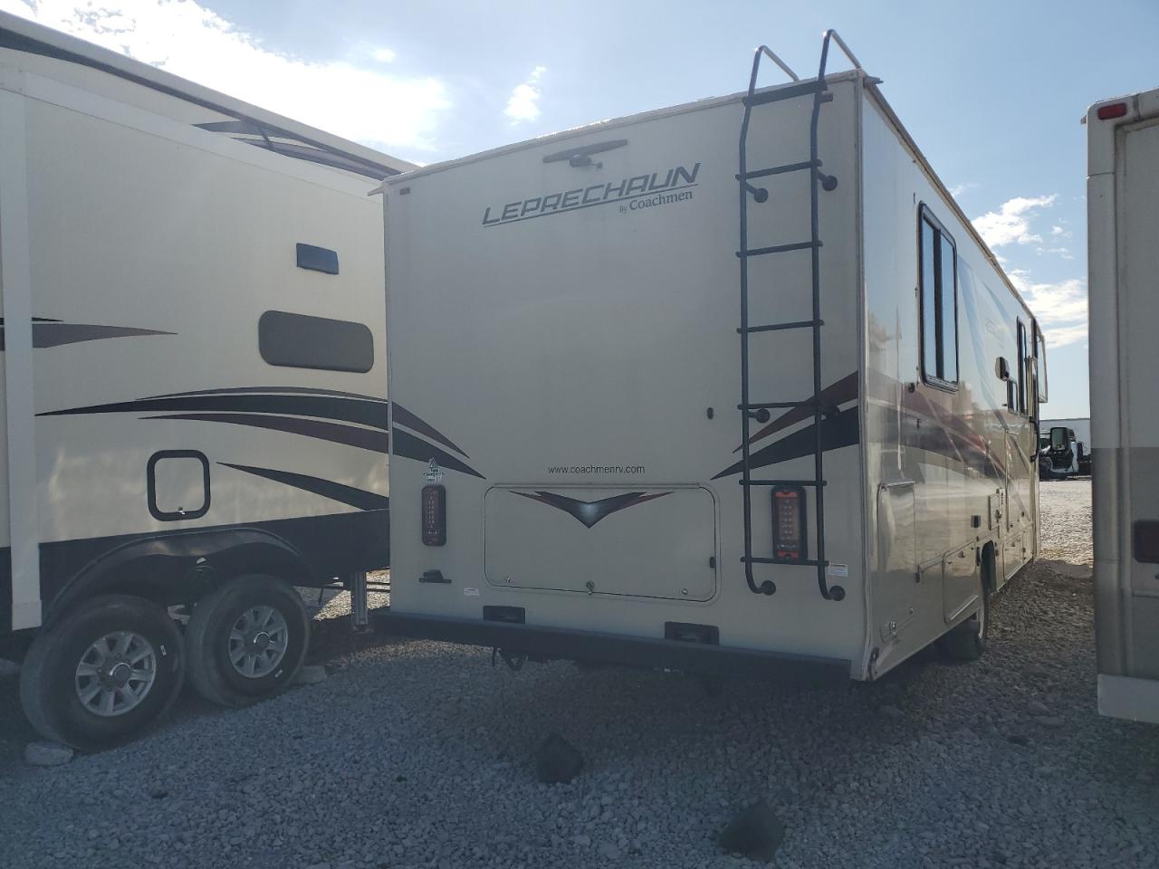 FORD ECONOLINE E450 SUPER DUTY CUTAWAY VAN