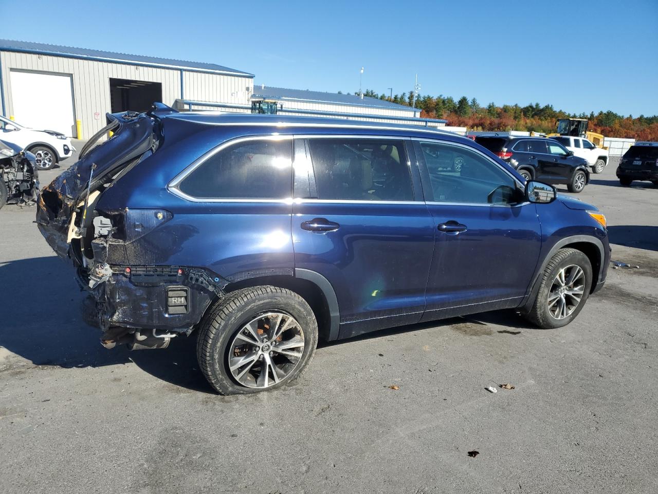 TOYOTA HIGHLANDER XLE