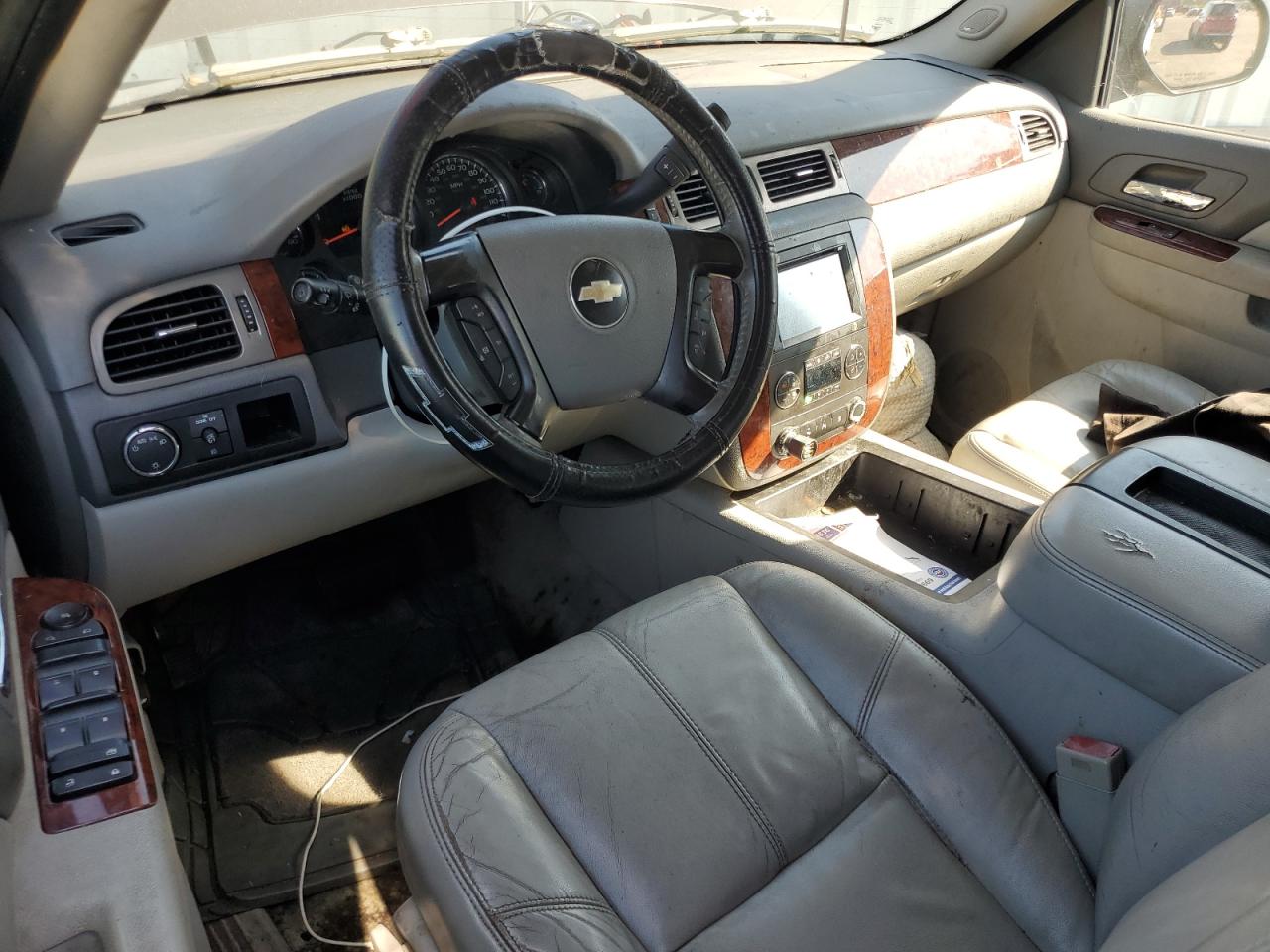 CHEVROLET TAHOE C1500 LT