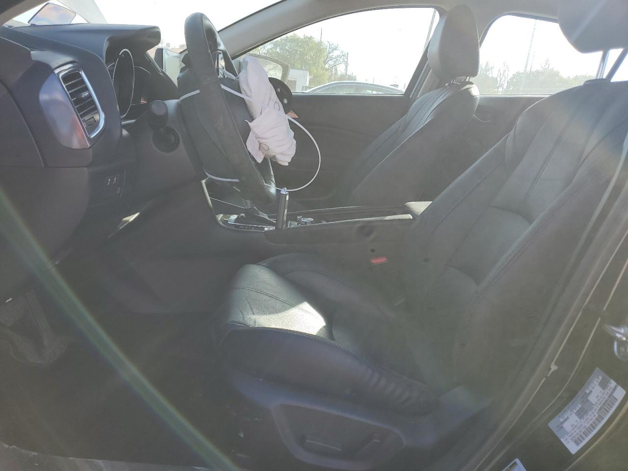 MAZDA 3 GRAND TOURING