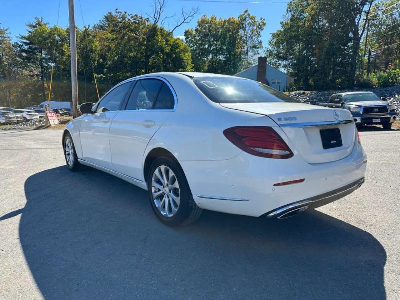 MERCEDES-BENZ E-CLASS 300 4MATIC