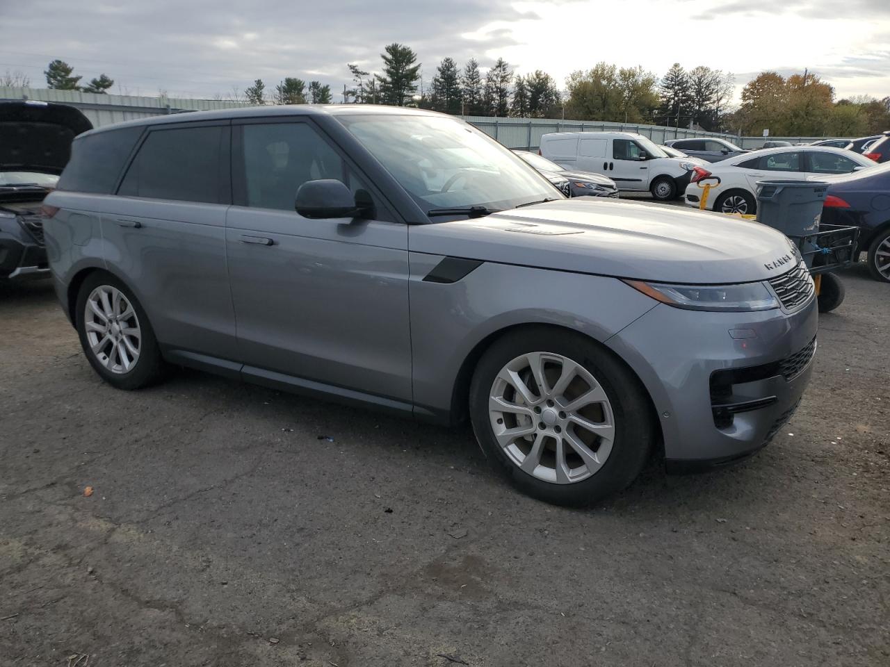 Lot #3301892443 2024 LAND ROVER RANGE ROVE