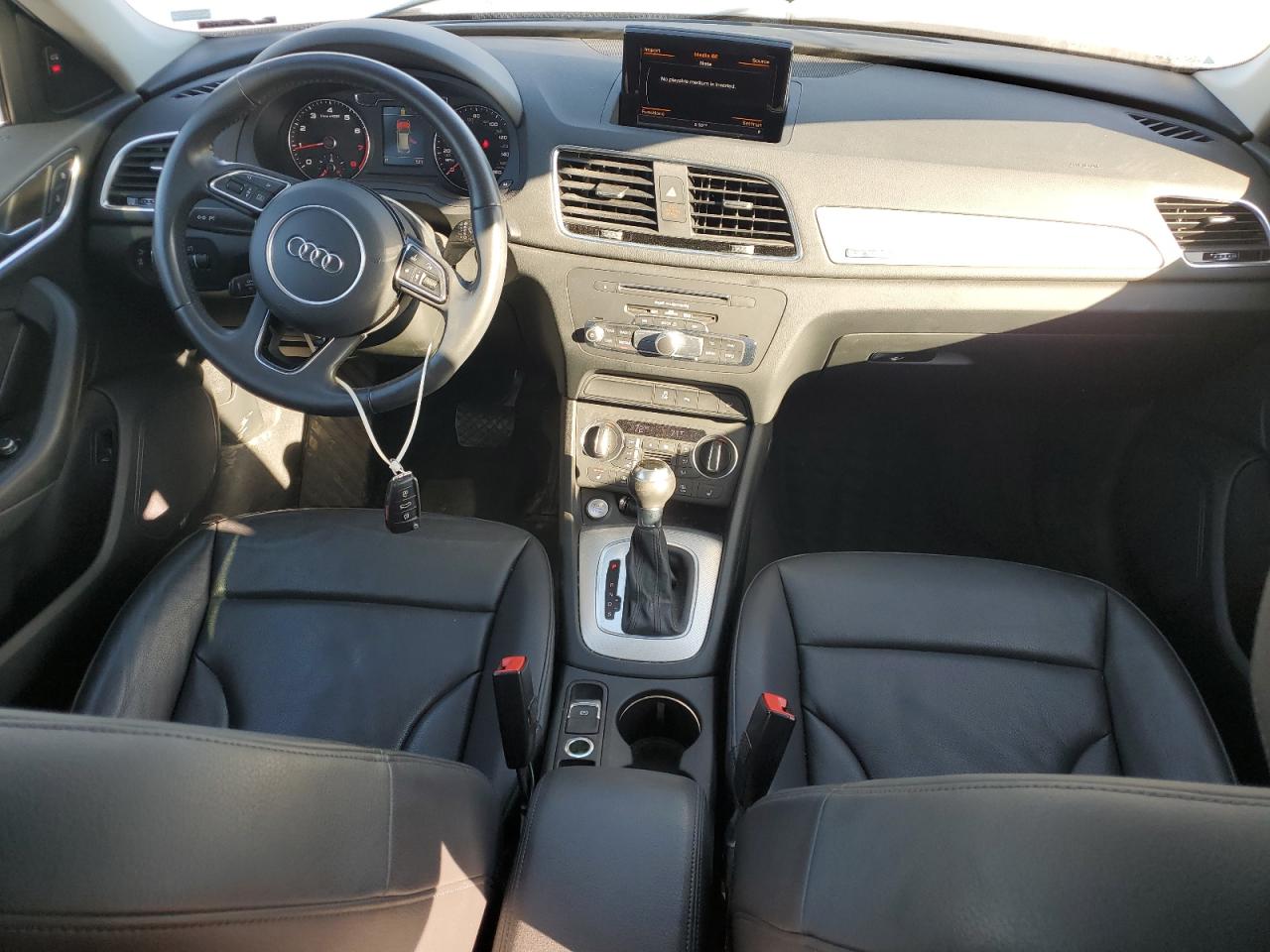 AUDI Q3 PREMIUM PLUS