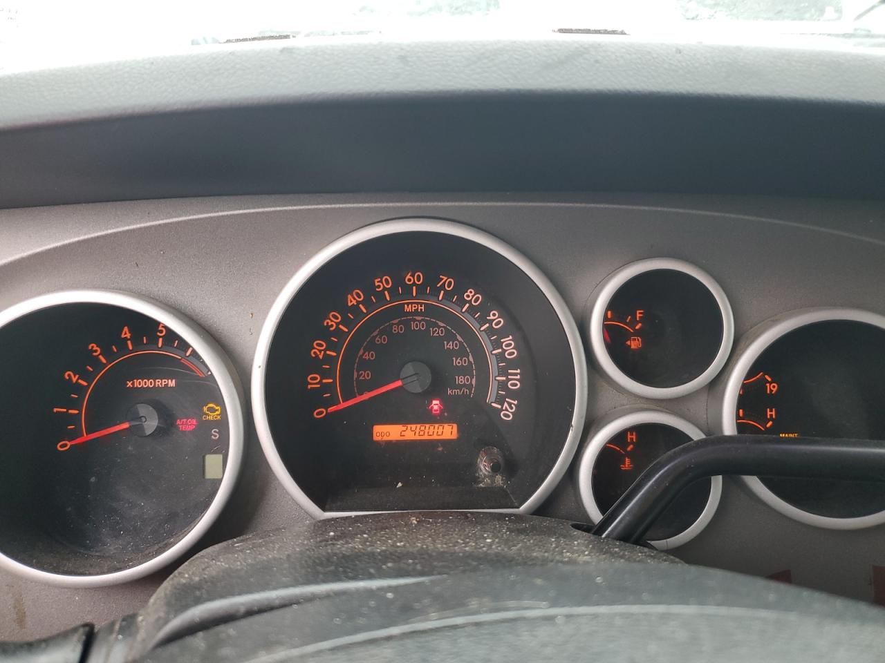 TOYOTA TUNDRA DOUBLE CAB SR5