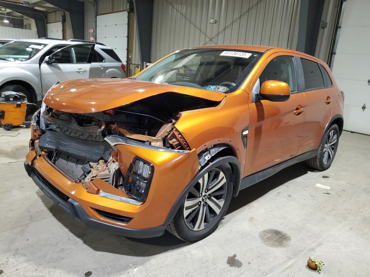 MITSUBISHI OUTLANDER ES