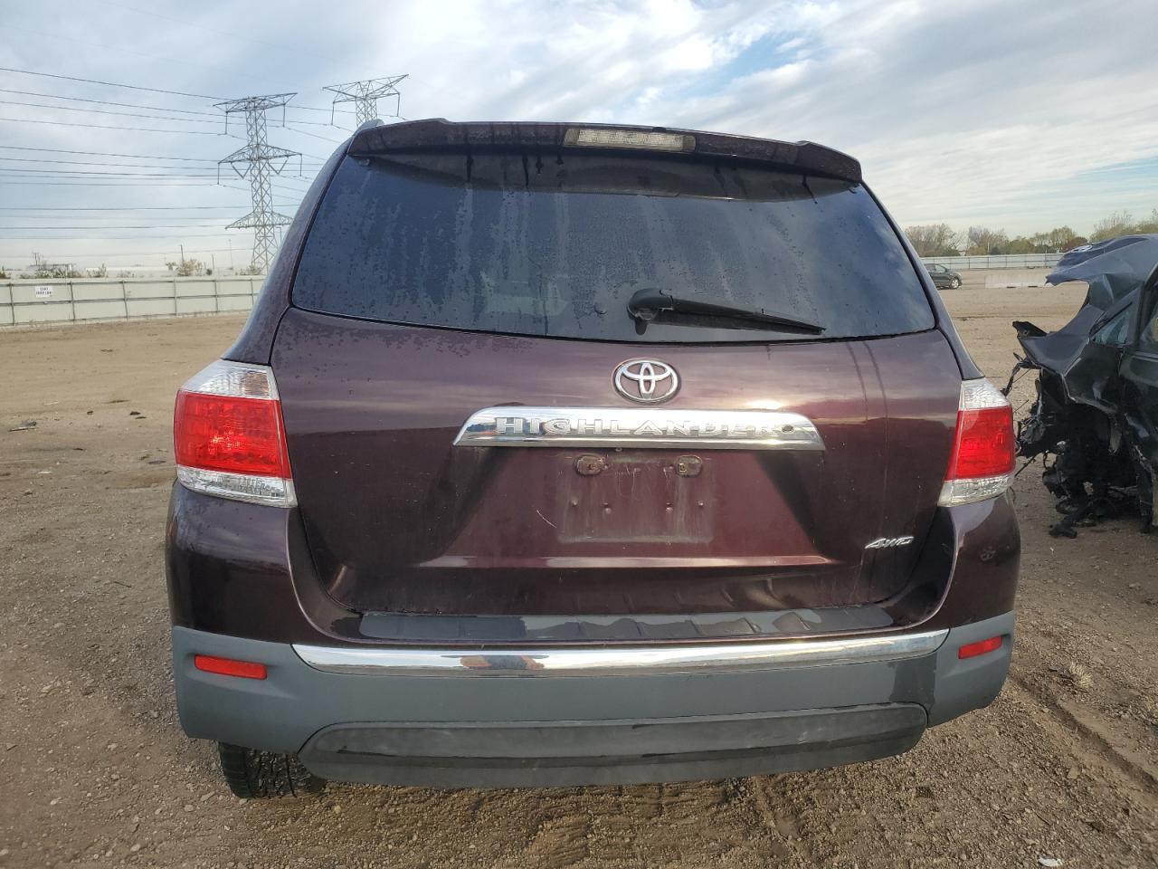 TOYOTA HIGHLANDER BASE