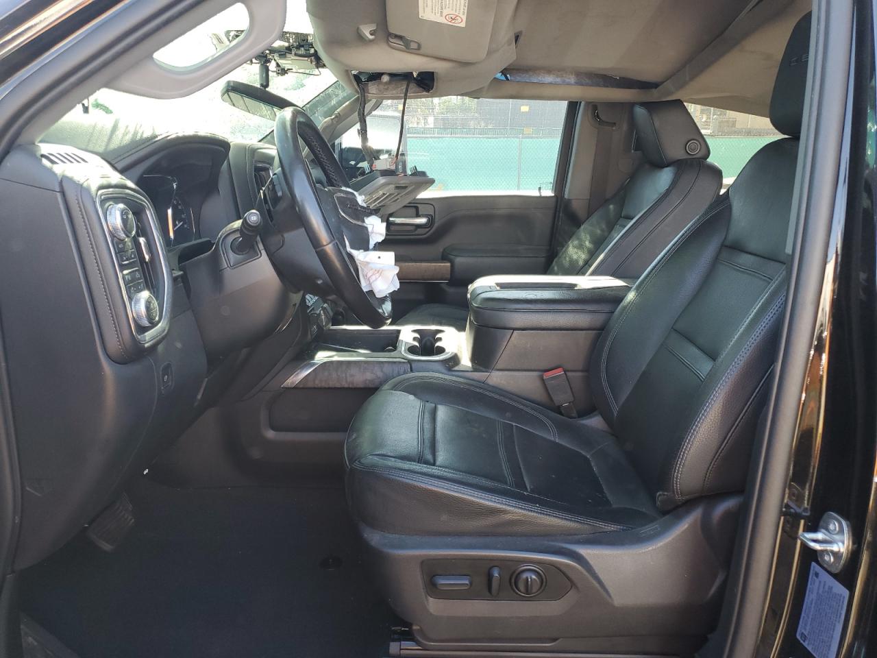 GMC SIERRA K2500 DENALI