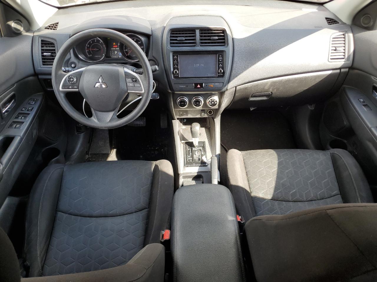 MITSUBISHI OUTLANDER ES