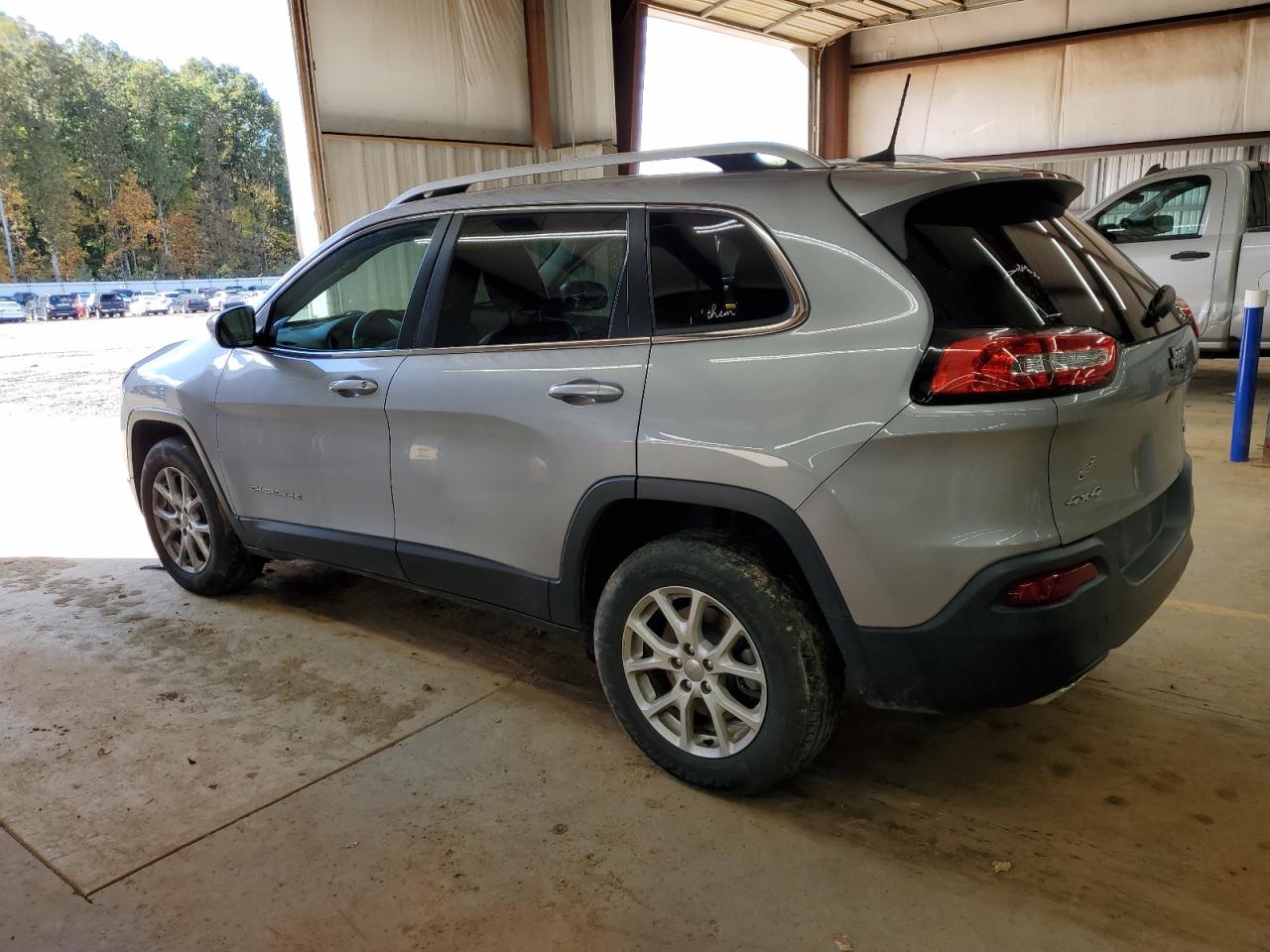 JEEP GRAND CHEROKEE LATITUDE