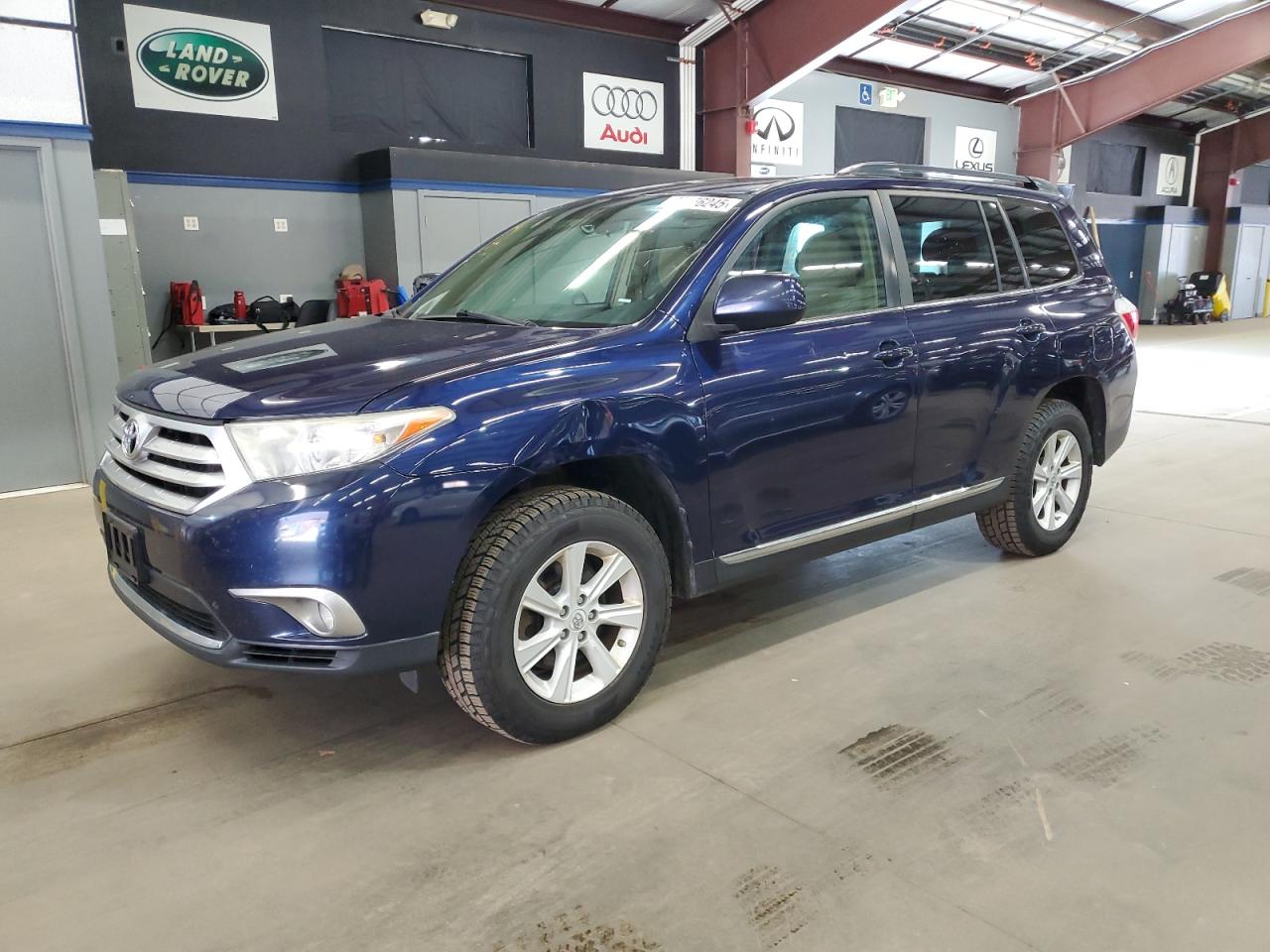 TOYOTA HIGHLANDER BASE