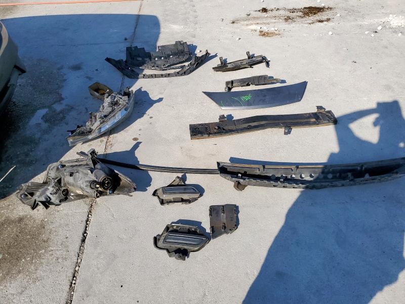 2017 NISSAN VERSA NOTE #3278929042