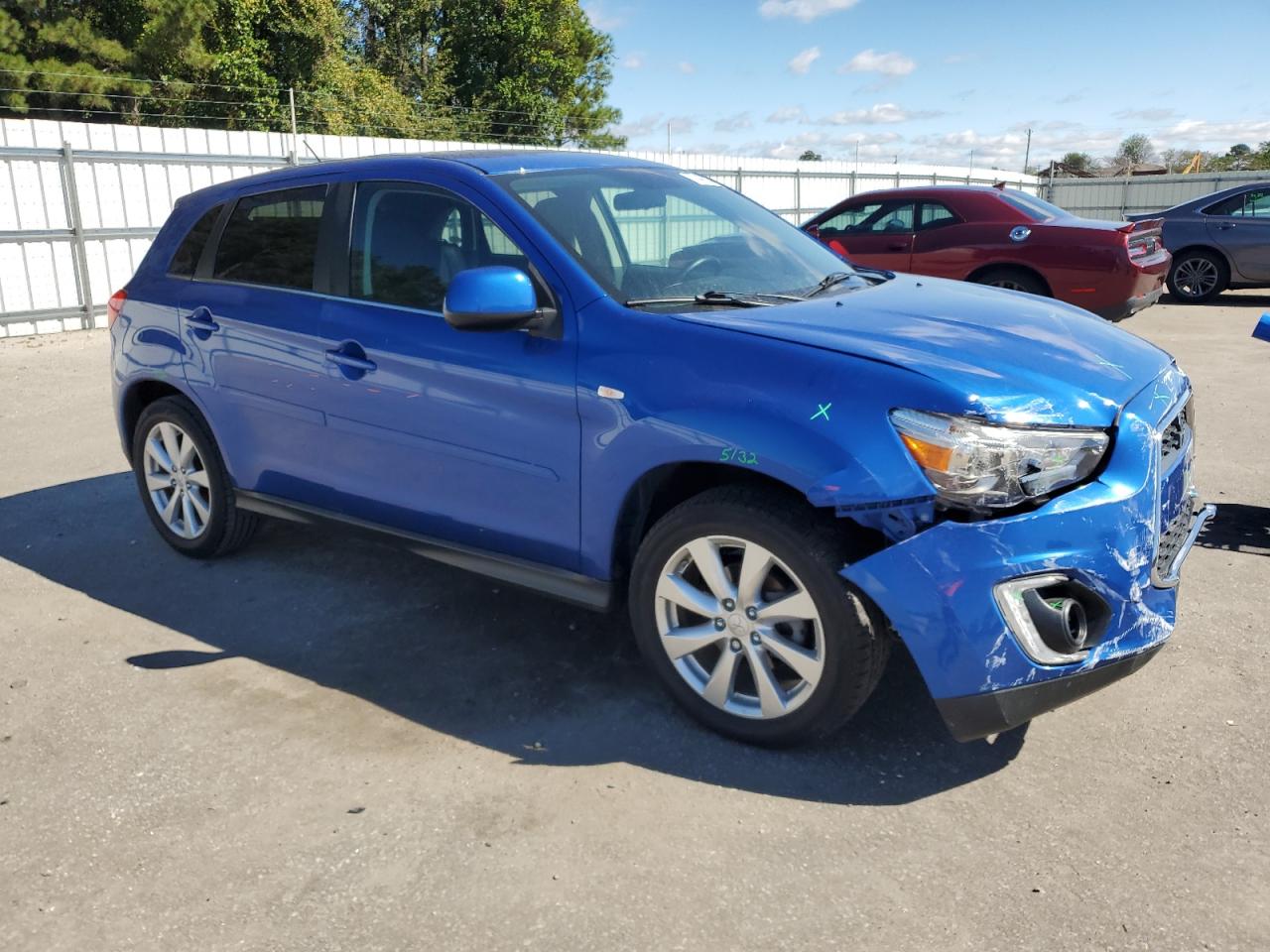 MITSUBISHI OUTLANDER SE