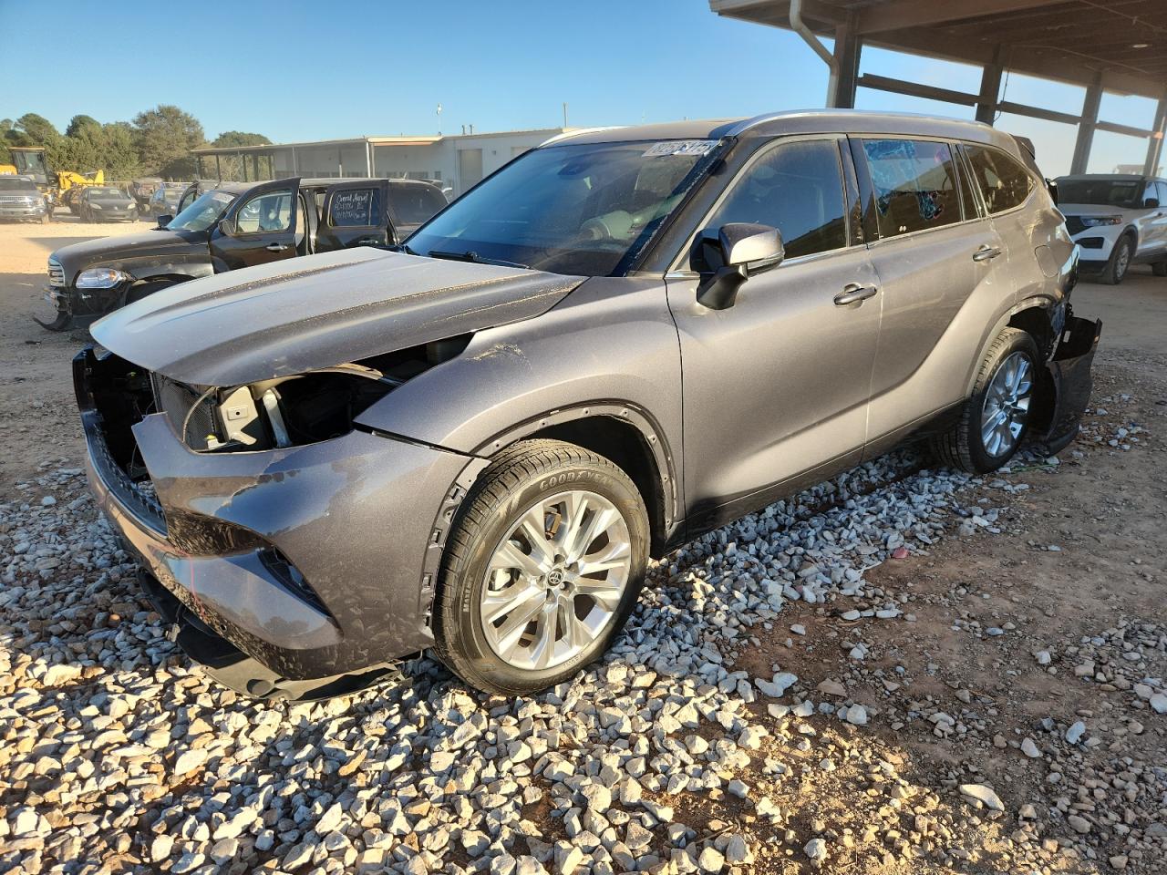 TOYOTA HIGHLANDER LIMITED