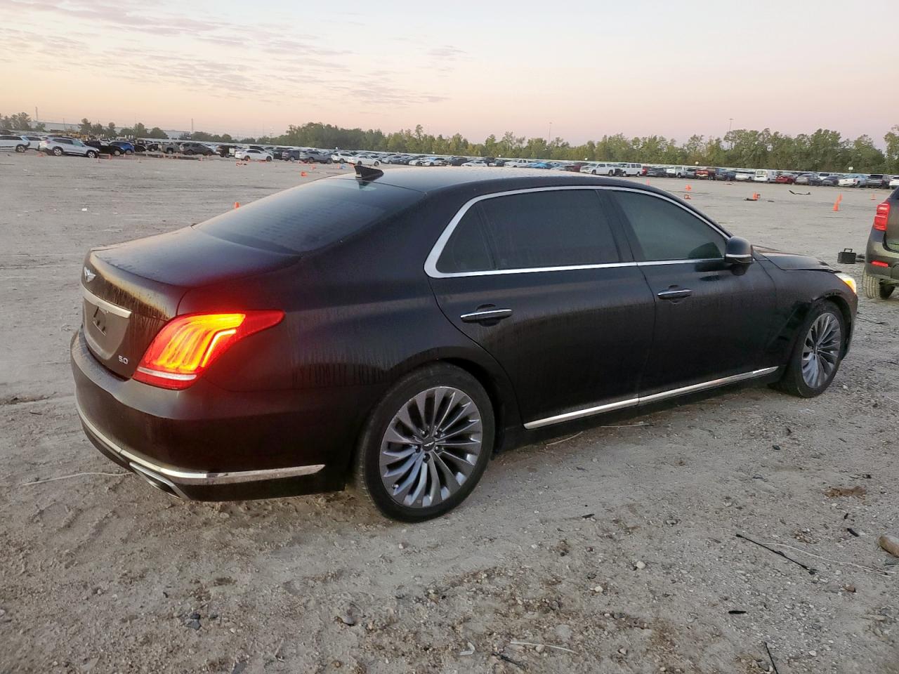 GENESIS G90 ULTIMATE