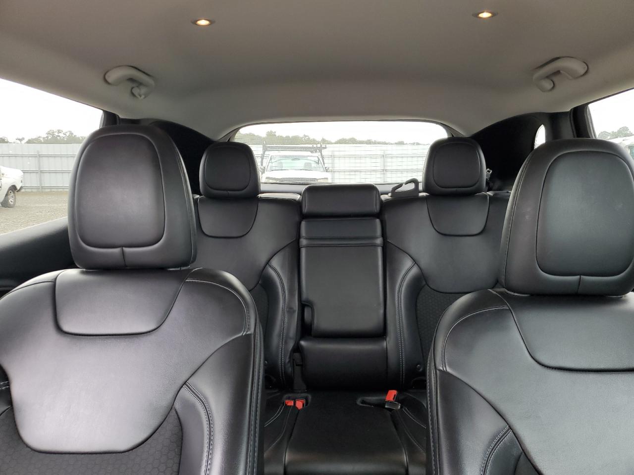 JEEP GRAND CHEROKEE LATITUDE PLUS